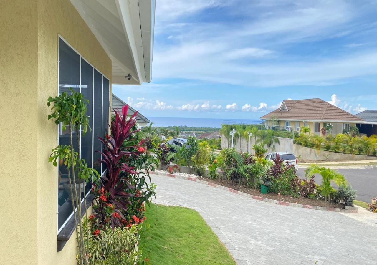 Jamnick Vacation Rentals - Richmond, St Ann, Jamaica オーチョ・リオス エクステリア 写真