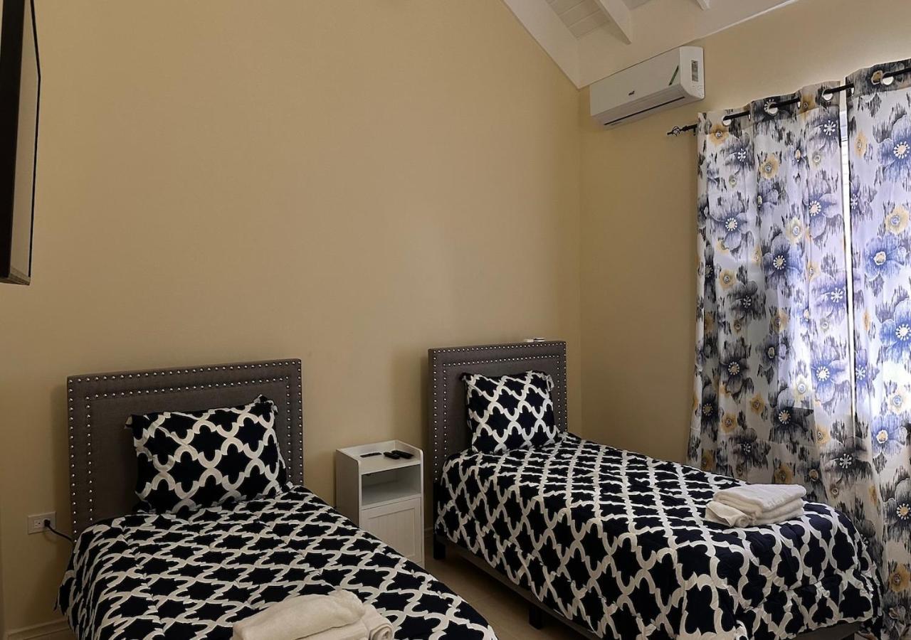 Jamnick Vacation Rentals - Richmond, St Ann, Jamaica オーチョ・リオス エクステリア 写真